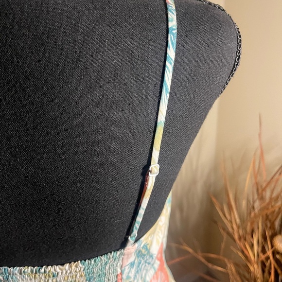 Old Navy brand beautiful women's size small petite summer dress - Picture 5 of 9